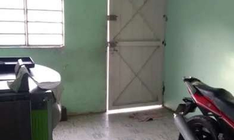 Se Vende Casa Grande...