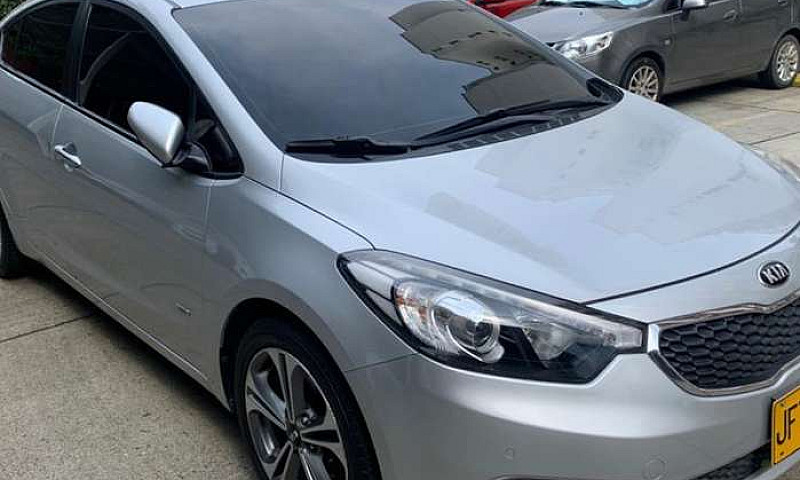 Se Vende Kia Cerato ...