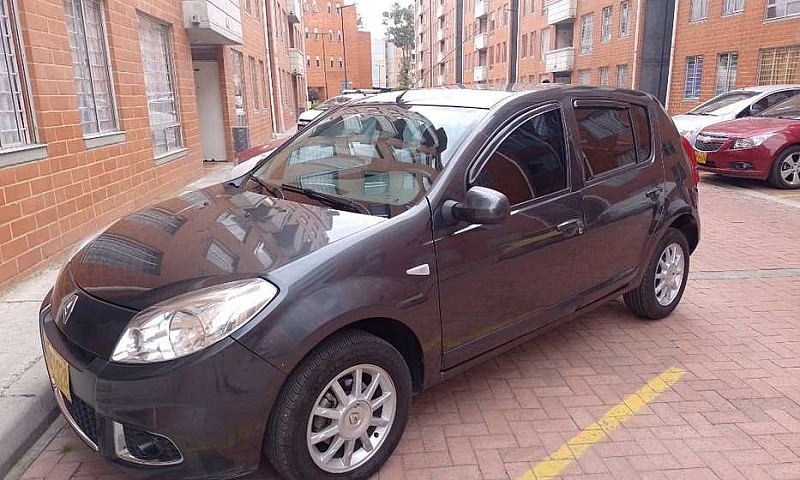 Renault Sandero Auto...