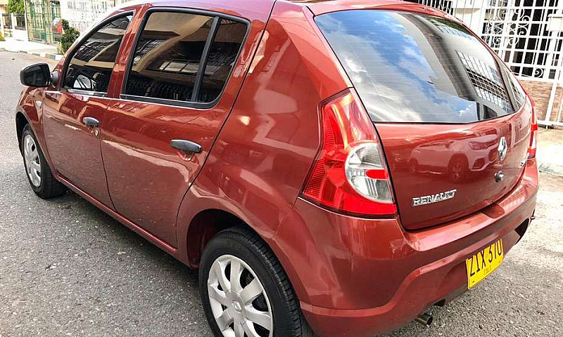 Renault Sandero 2012...