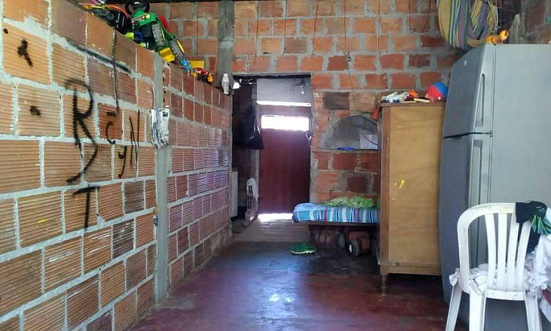 Se Vende Casa...