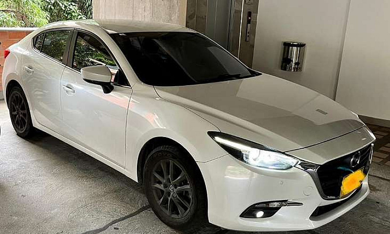 Mazda 3 2019 Touring...