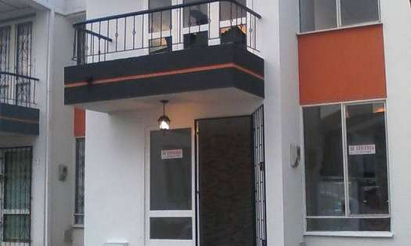 Se Vende Casa En Con...