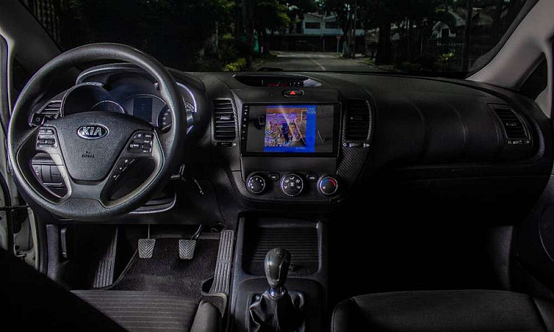Kia Cerato Pro Model...