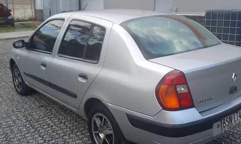 Vendo Renault Symbol...