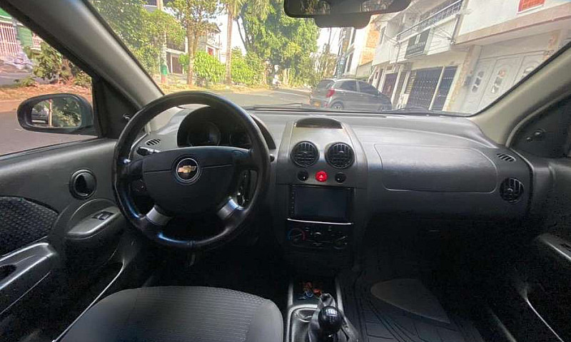 Aveo Chevrolet 2011...