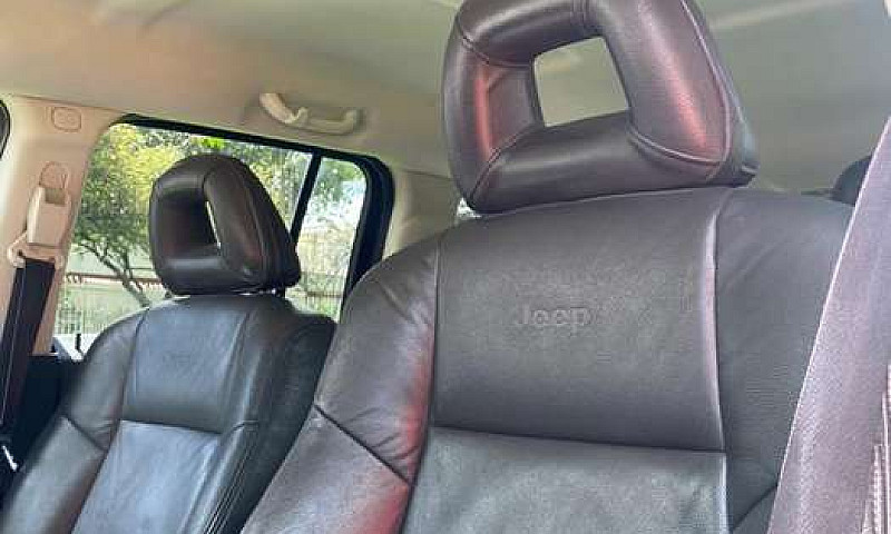 Vendo Jeep Patriot...