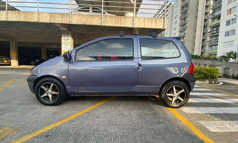 Vendo Renault Twingo...