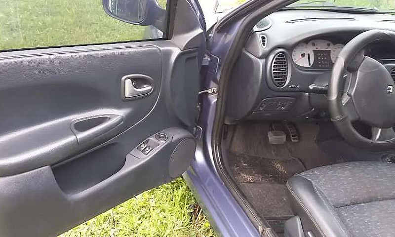 Vendo Renault Megane...