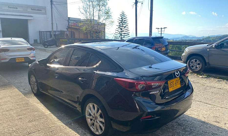 Vendo Mazda 3 Grand ...