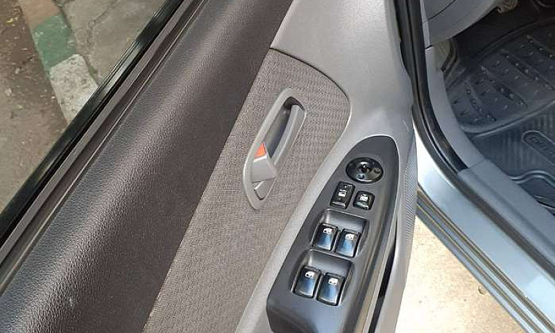 Kia Rio Xcite 2012 M...