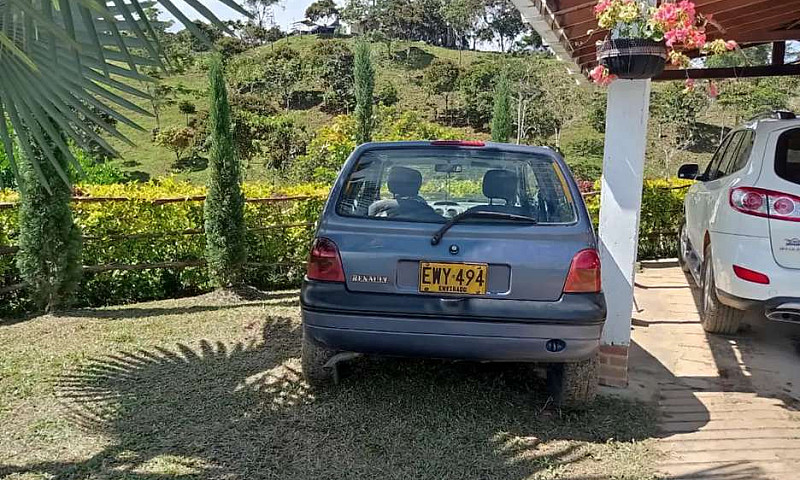 Vendo Twingo...