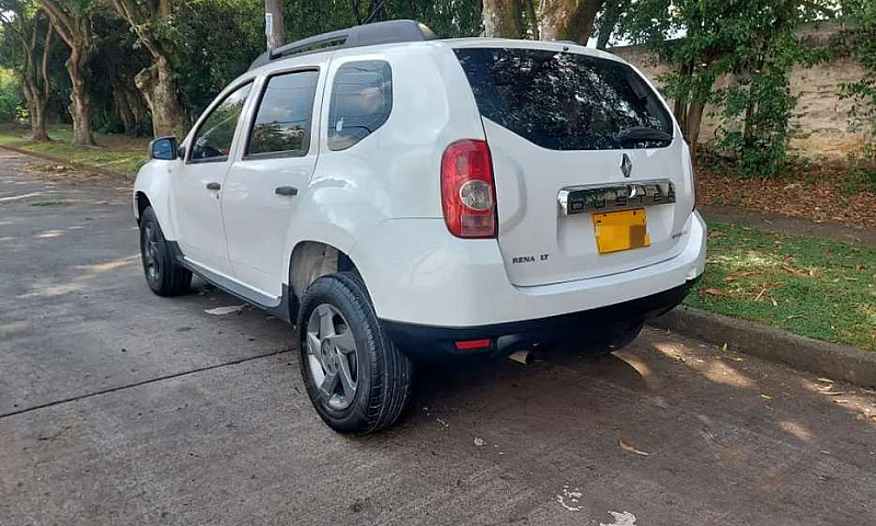 Renault Duster Expre...