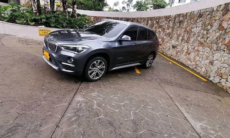 Vehiculo Bmw X1 Sdri...
