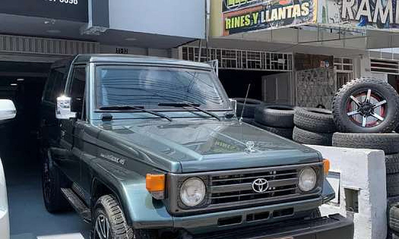 Toyota La D Cruise...