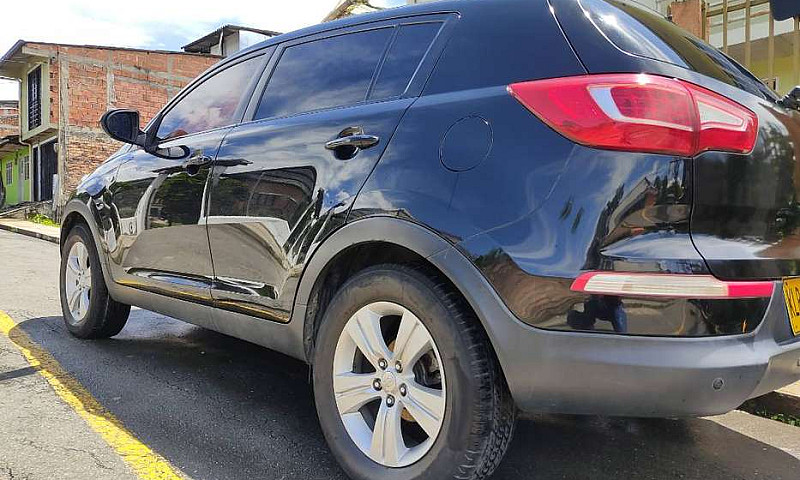 Kia Sportage Full...