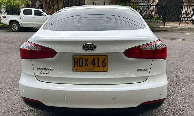 Kia Cerato Pro Ex...