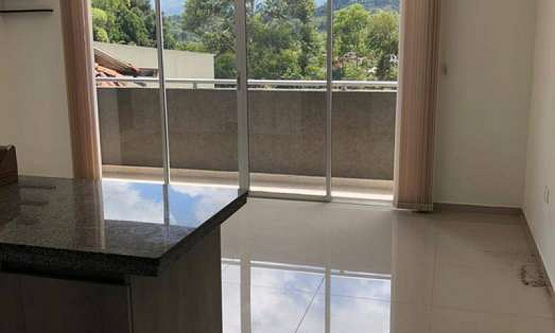 Arriendo Apto Edific...
