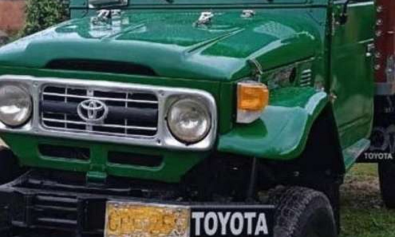 Se Vende Toyota 4X4 ...