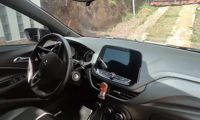 Vendo Chevrolet Onix...