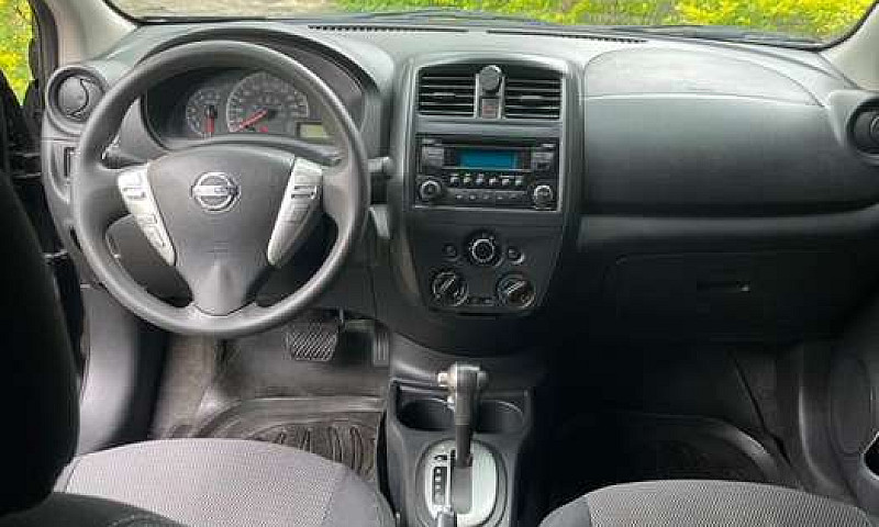 Nissan Versa 2015 Du...