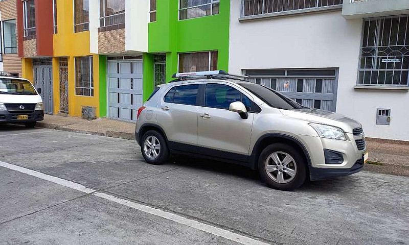 Vendo Chevrolet Trac...