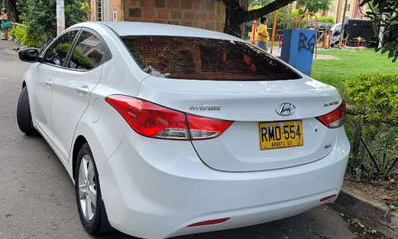 Elantra 1800 Modelo ...