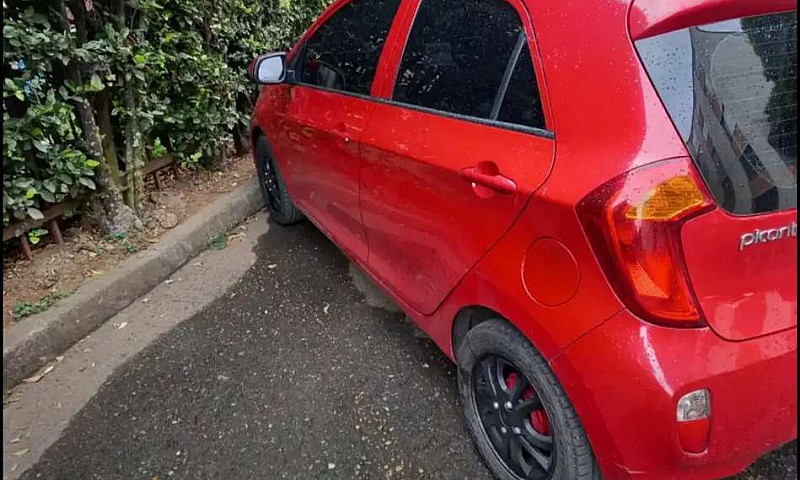 Vendo Kia Picanto 20...