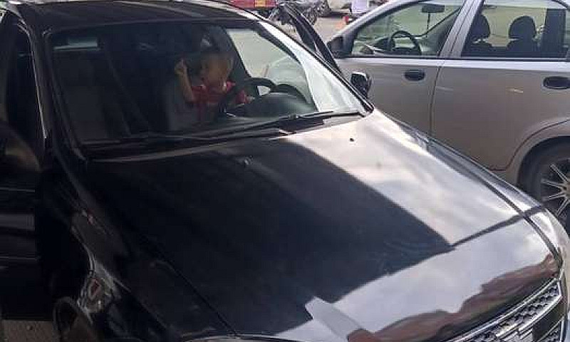 Chevrolet Optra Adva...
