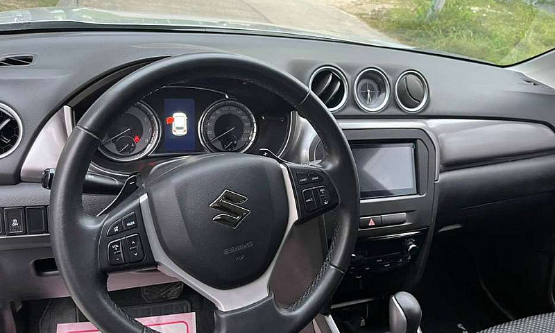 Suzuki Vitara Live 2...