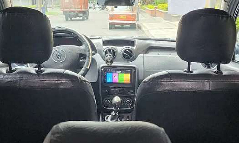 Renault Duster 4X4, ...