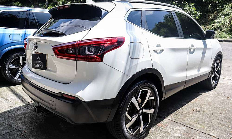 Nissan Qashqai Exclu...