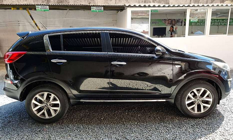 Kia Sportage Revolut...