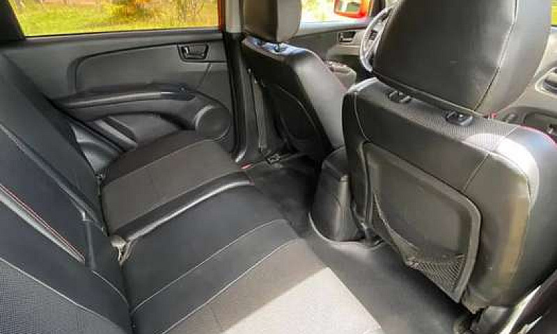 Kia Sportage 2012...