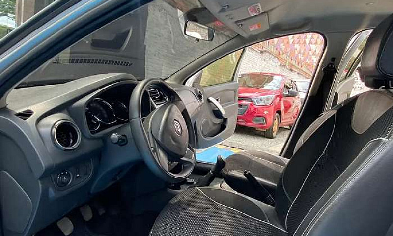Renault Sandero Step...