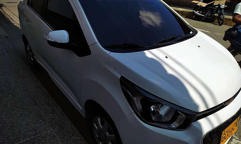 Chevrolet Beat Premi...