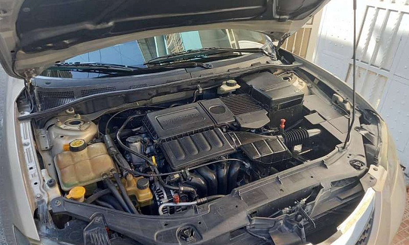 Mazda 3 2008...