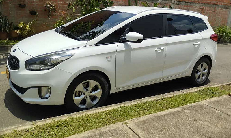 Kia Carens 7 Puestos...