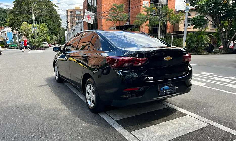 Chevrolet Onix Lt 20...