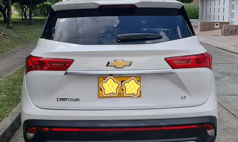 Vendo Chevrolet Capt...