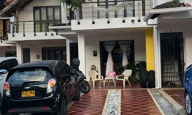 Casa En Venta Conjun...