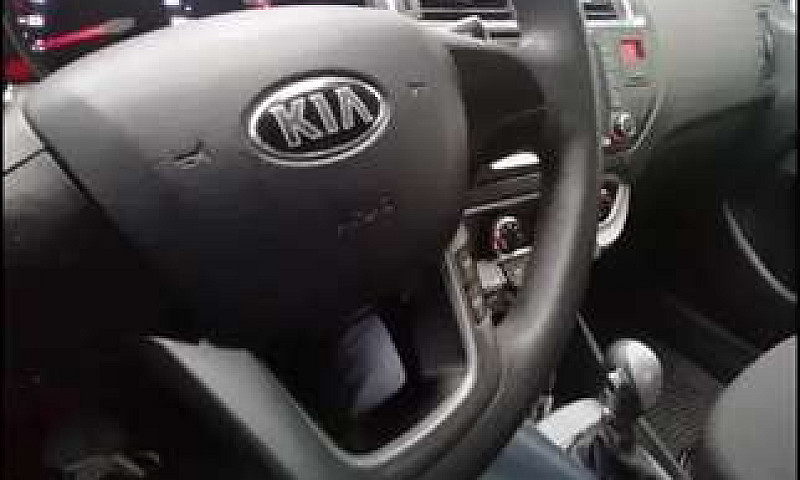 Vendo Kia Rio Ub X T...