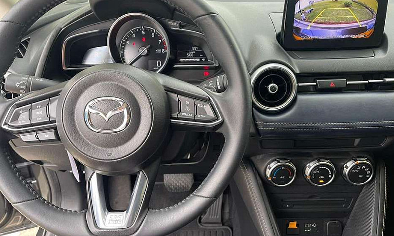 Vendo Mazda 2 Lx Ful...