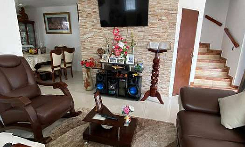 Espectacular Casa En...