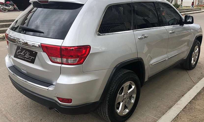Jeep Gran Cherokee L...