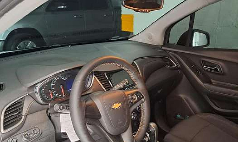 Chevrolet Tracker...