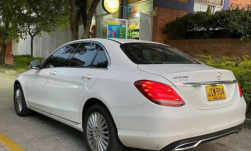Mercedes Benz C200 E...