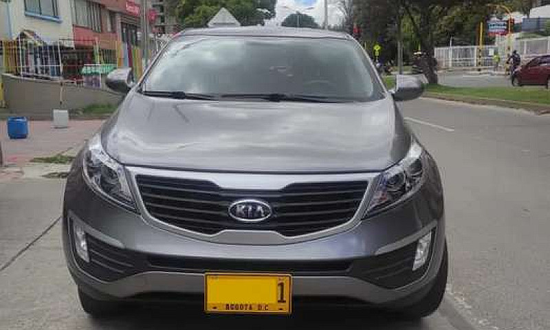 Kia Sportage Revolut...