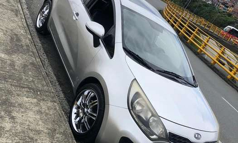 Vendo Hermoso Kia Ri...