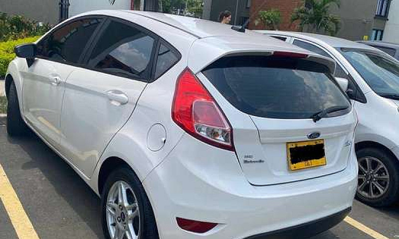 Vendo Ford Fiesta Se...